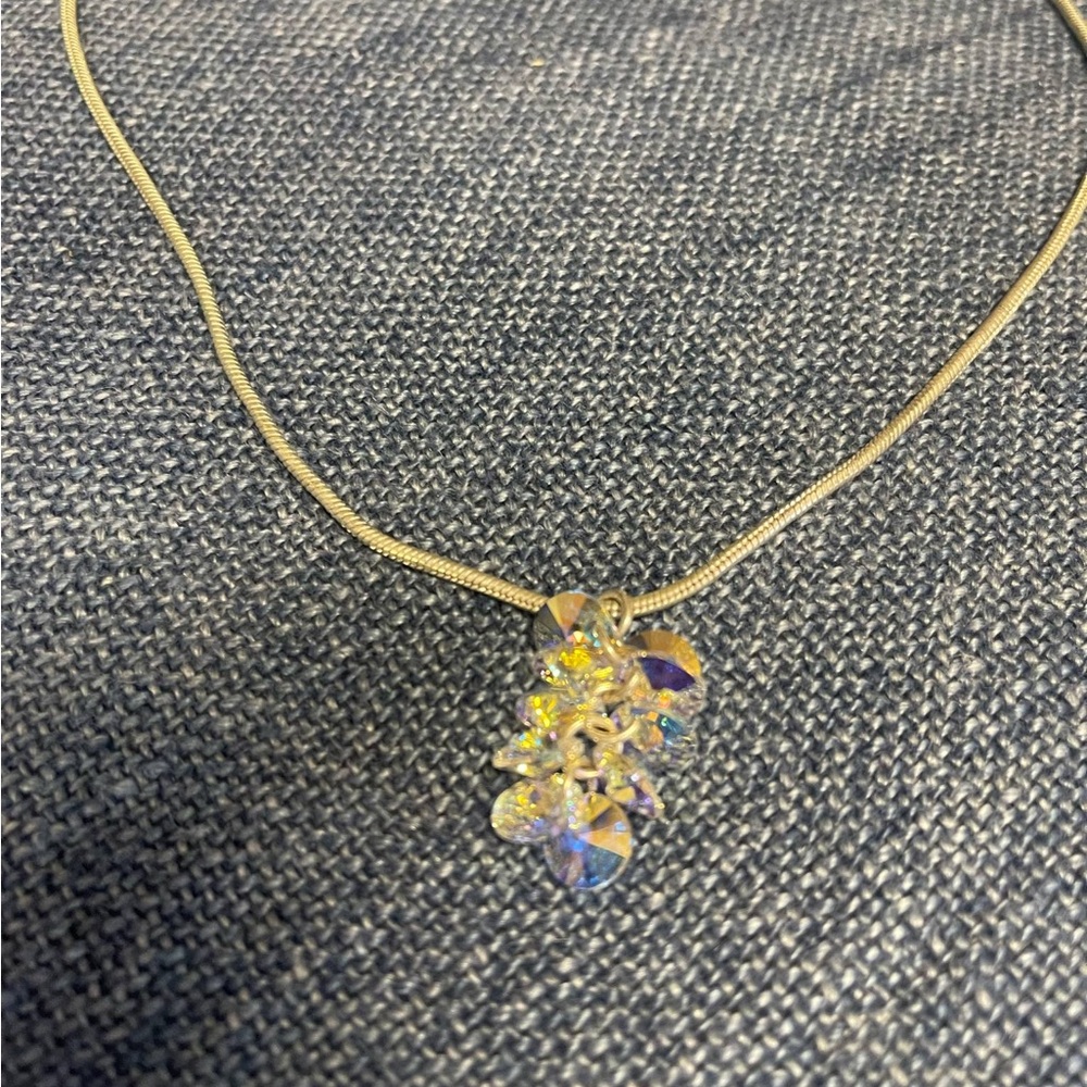Elegant Gold Necklace with Crystal Pendant
